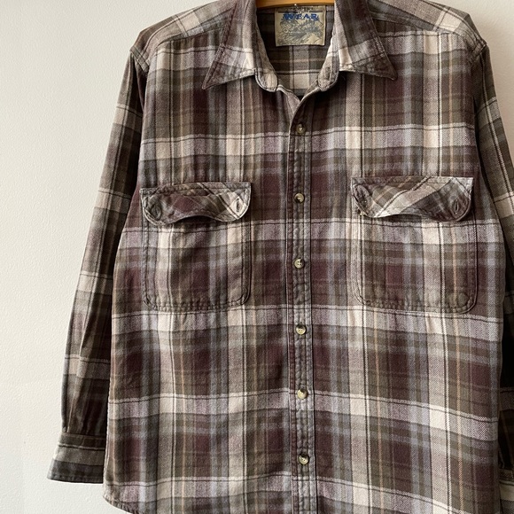 Vintage 90s Plaid Brown Essential Flannel - Picture 4 of 6